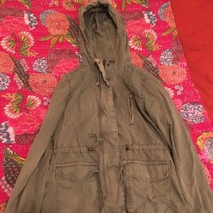 H&M olive green anorak size 6